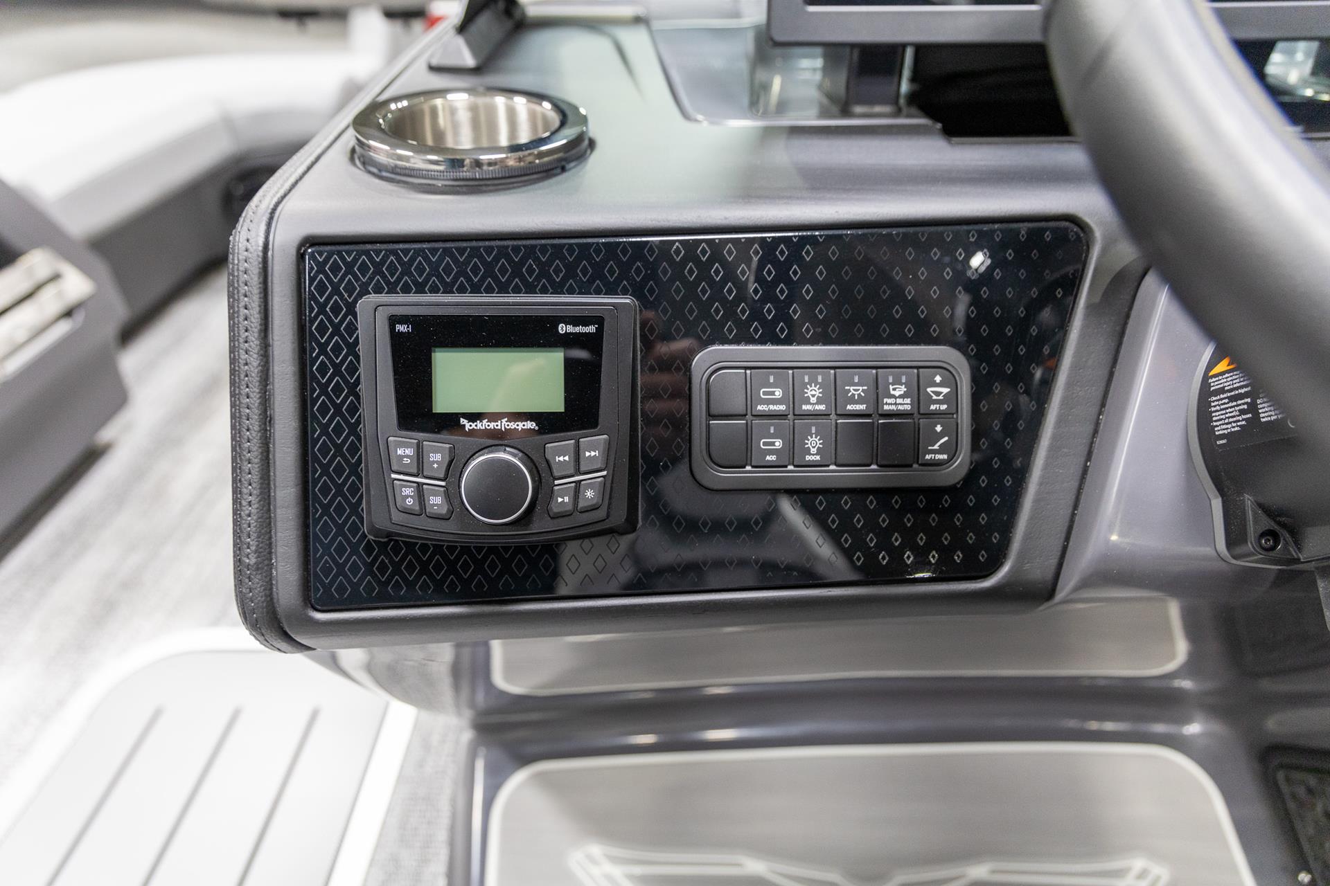 2025 Bennington 22 MSB in Saint Cloud, Minnesota - Photo 23