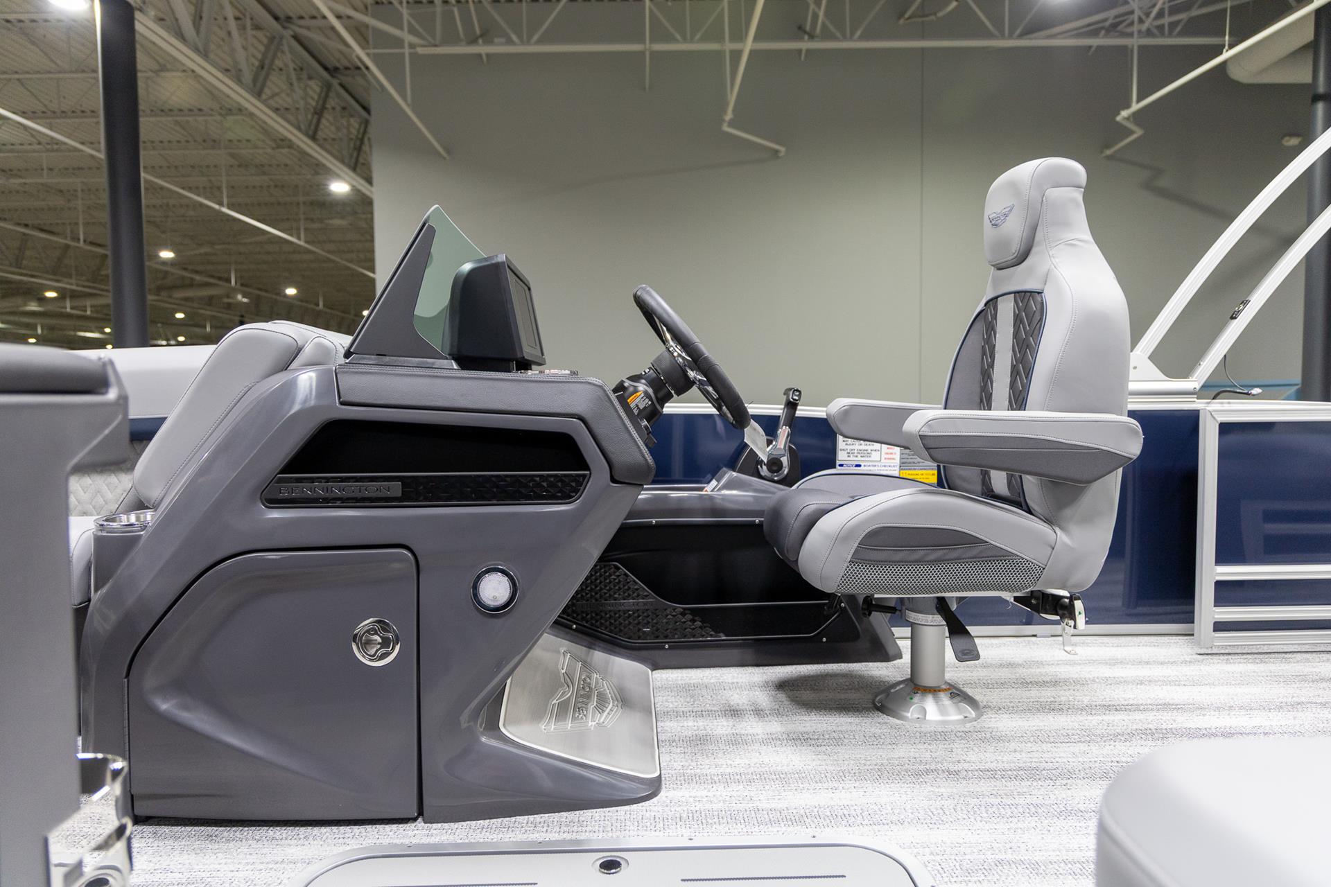 2025 Bennington 22 MSB in Saint Cloud, Minnesota - Photo 17