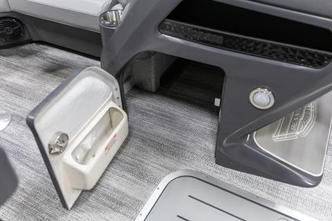 2025 Bennington 22 MSB in Saint Cloud, Minnesota - Photo 18