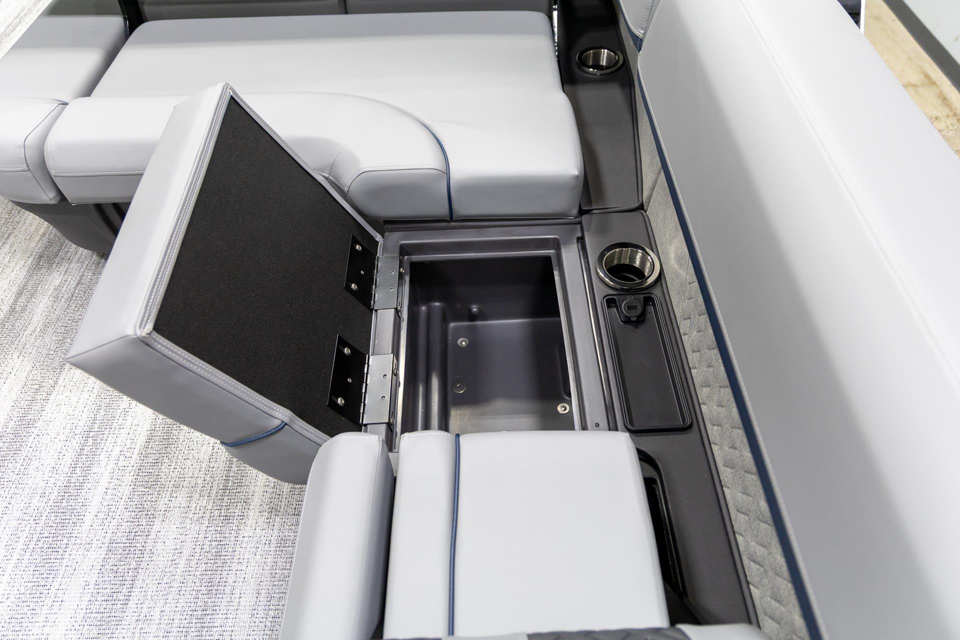 2025 Bennington 22 MSB in Saint Cloud, Minnesota - Photo 22