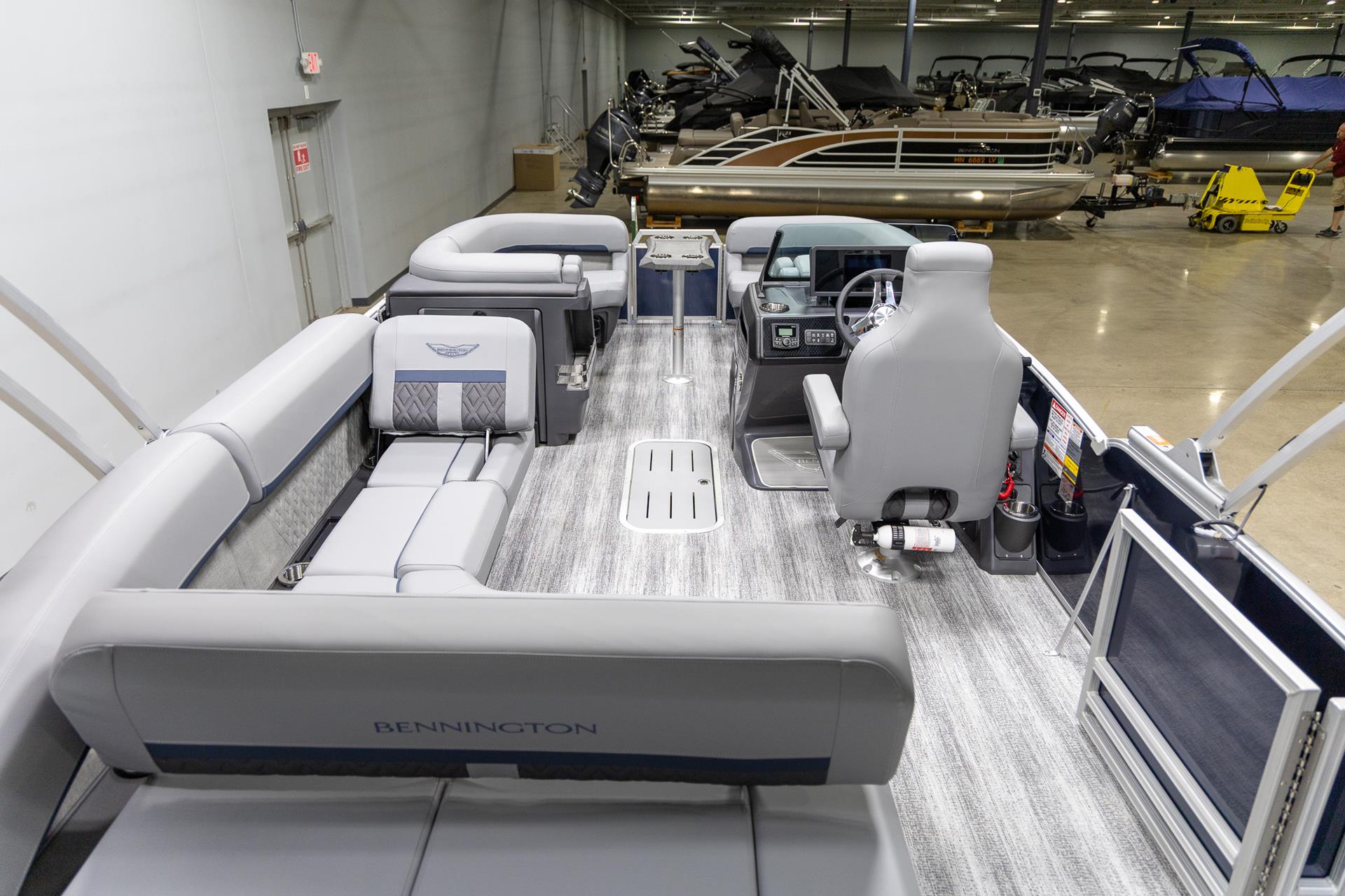 2025 Bennington 22 MSB in Saint Cloud, Minnesota - Photo 27