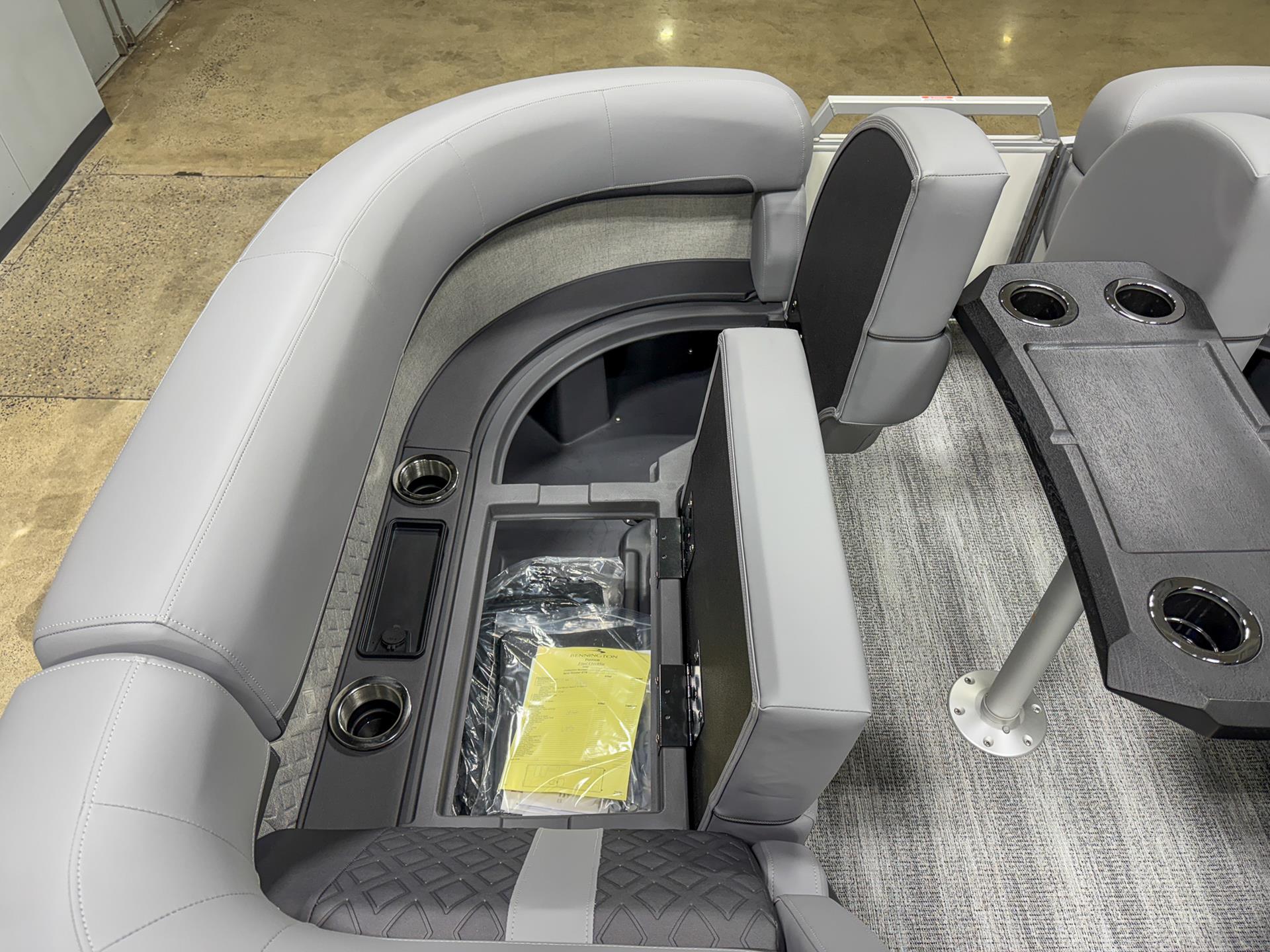 2025 Bennington 22 MSB in Saint Cloud, Minnesota - Photo 7