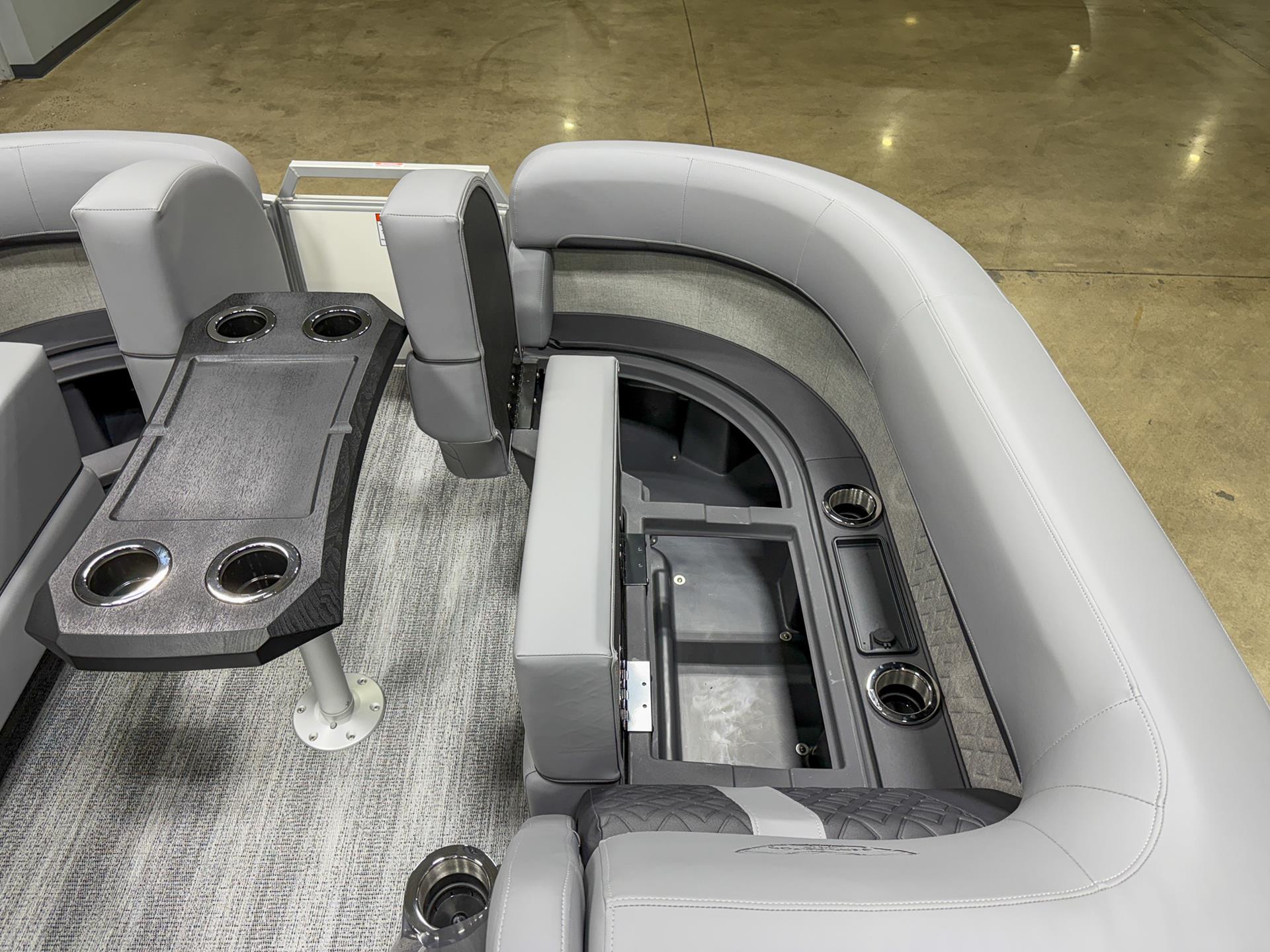 2025 Bennington 22 MSB in Saint Cloud, Minnesota - Photo 8