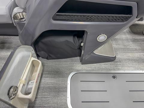 2025 Bennington 22 MSB in Saint Cloud, Minnesota - Photo 9