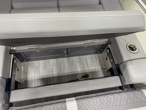 2025 Bennington 22 MSB in Saint Cloud, Minnesota - Photo 17