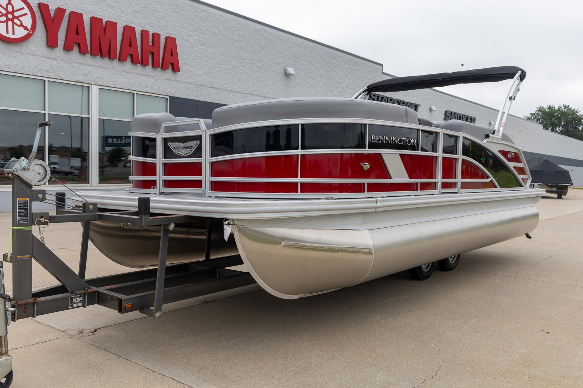 2025 Bennington 22 MSB in Saint Cloud, Minnesota - Photo 3