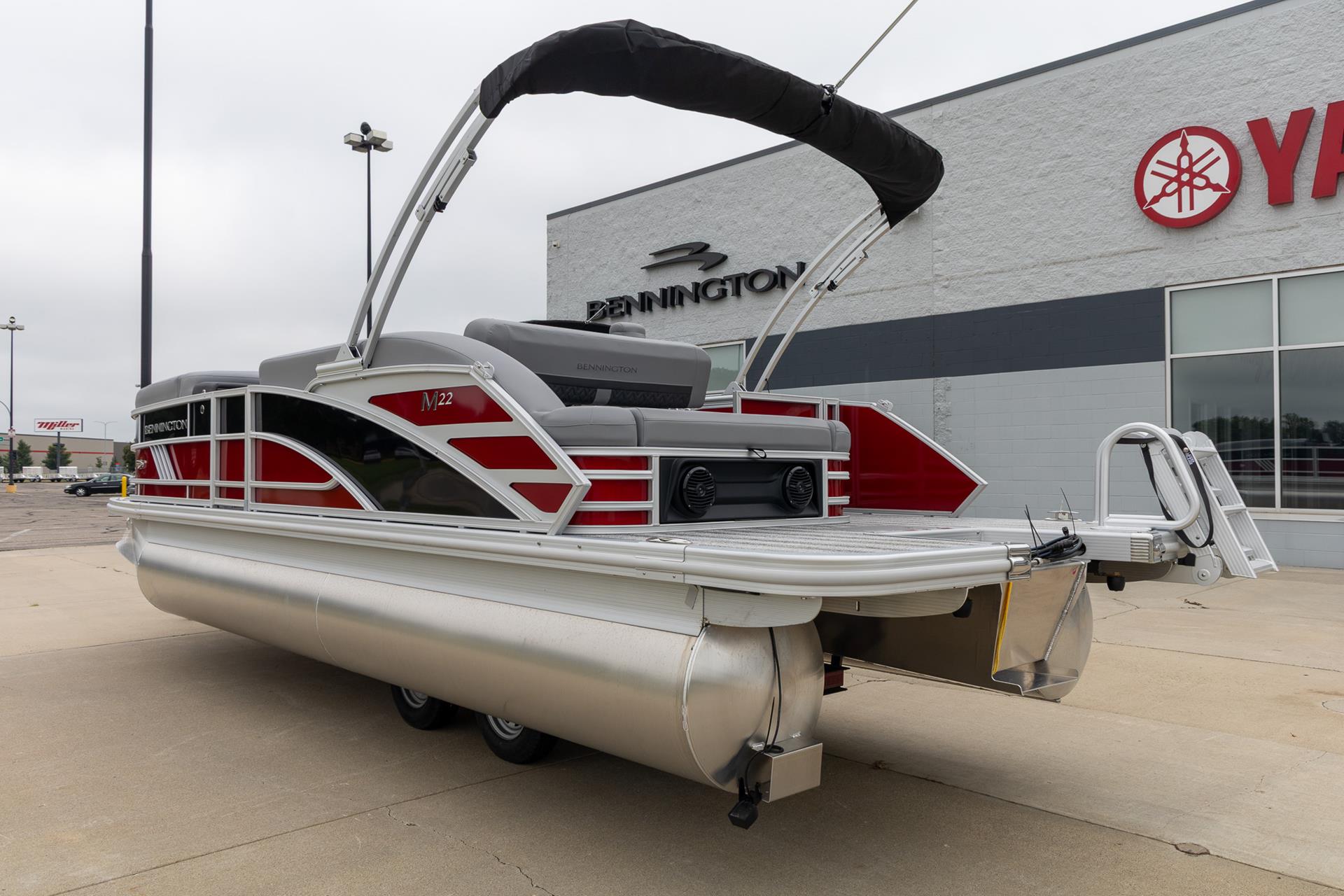 2025 Bennington 22 MSB in Saint Cloud, Minnesota - Photo 5