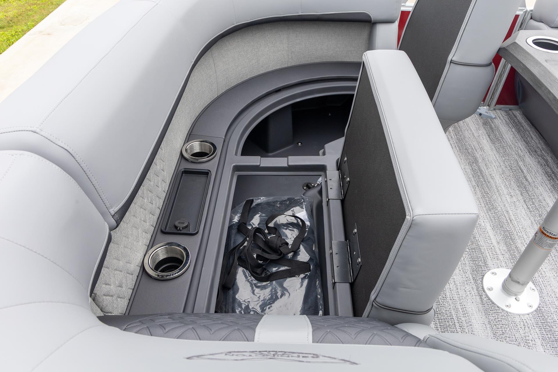 2025 Bennington 22 MSB in Saint Cloud, Minnesota - Photo 10