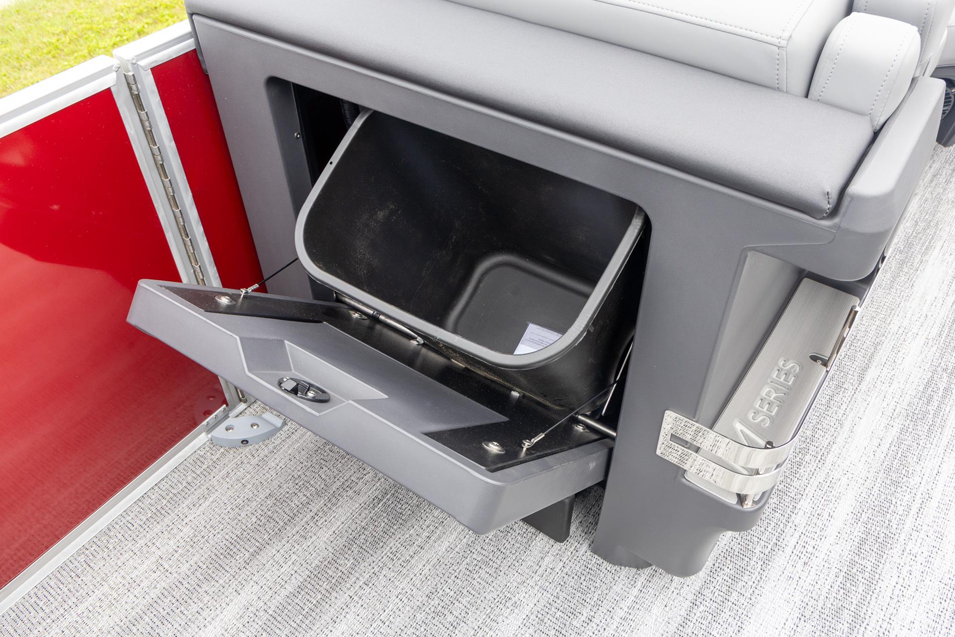 2025 Bennington 22 MSB in Saint Cloud, Minnesota - Photo 14