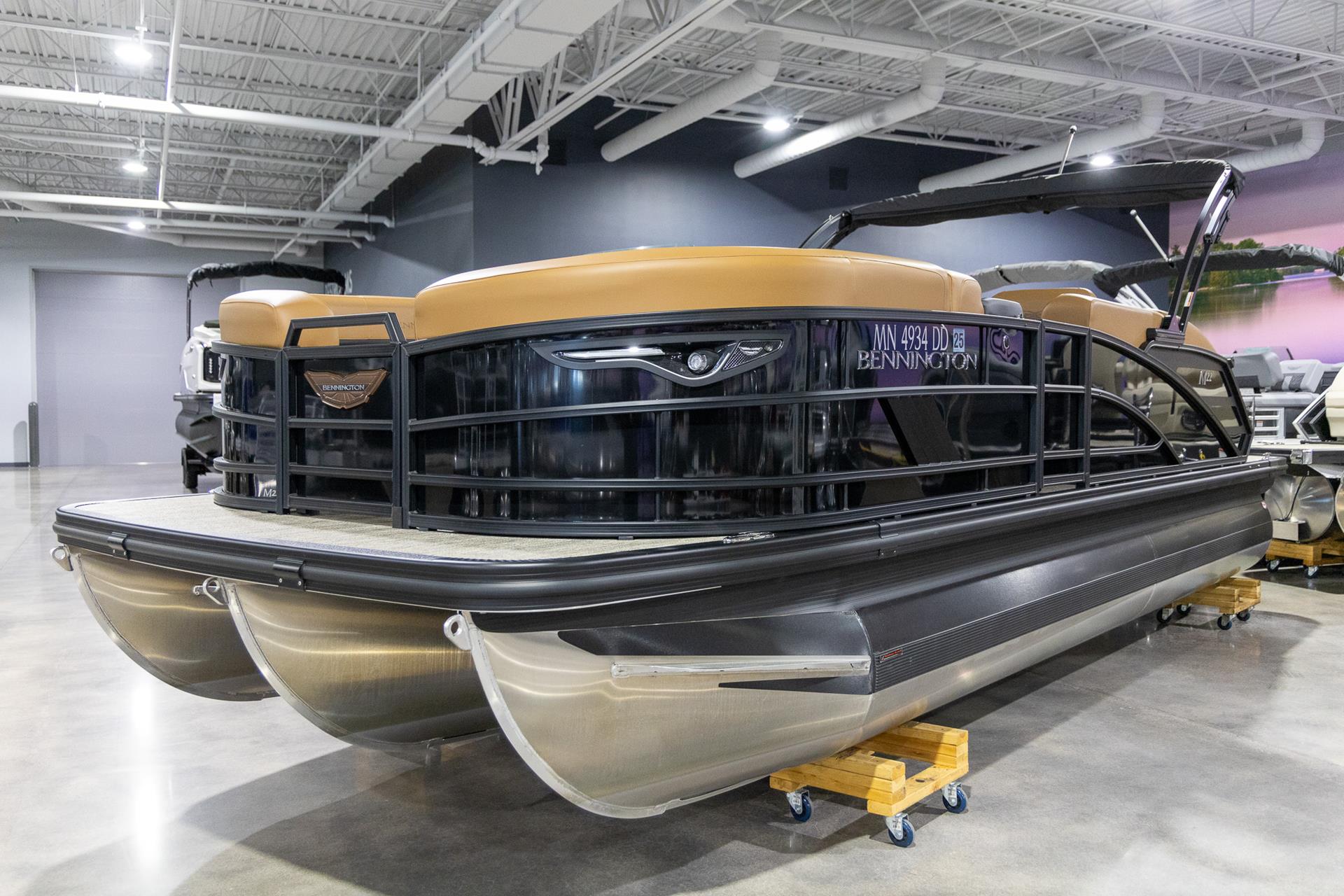 2025 Bennington 22 MSB in Saint Cloud, Minnesota - Photo 5