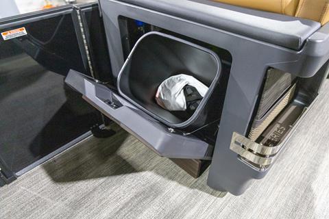 2025 Bennington 22 MSB in Saint Cloud, Minnesota - Photo 13