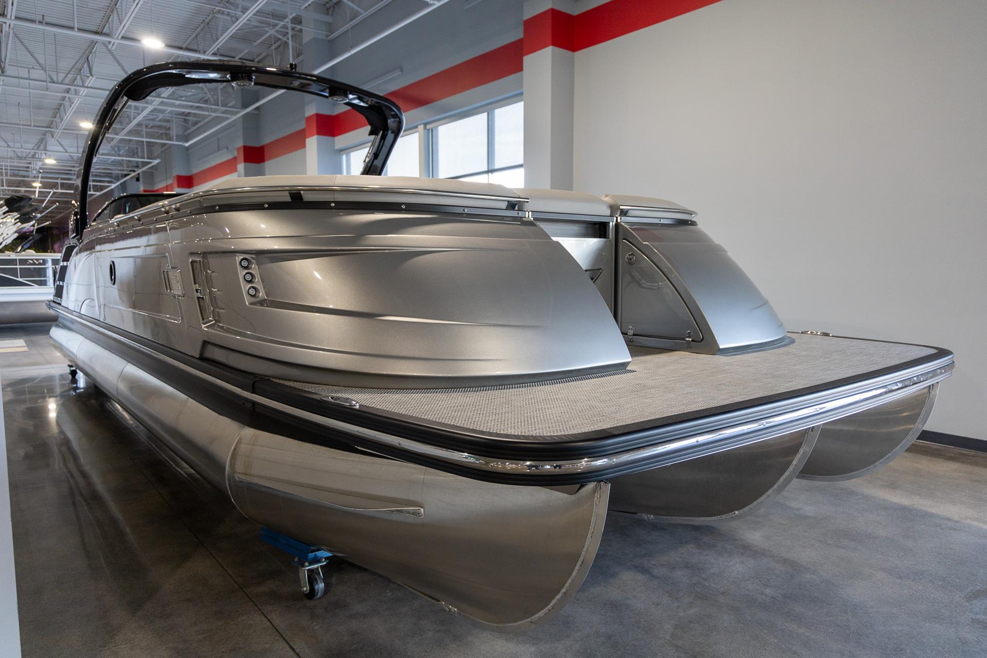 2024 Bennington 28 QXSBWA x1 in Saint Cloud, Minnesota - Photo 1