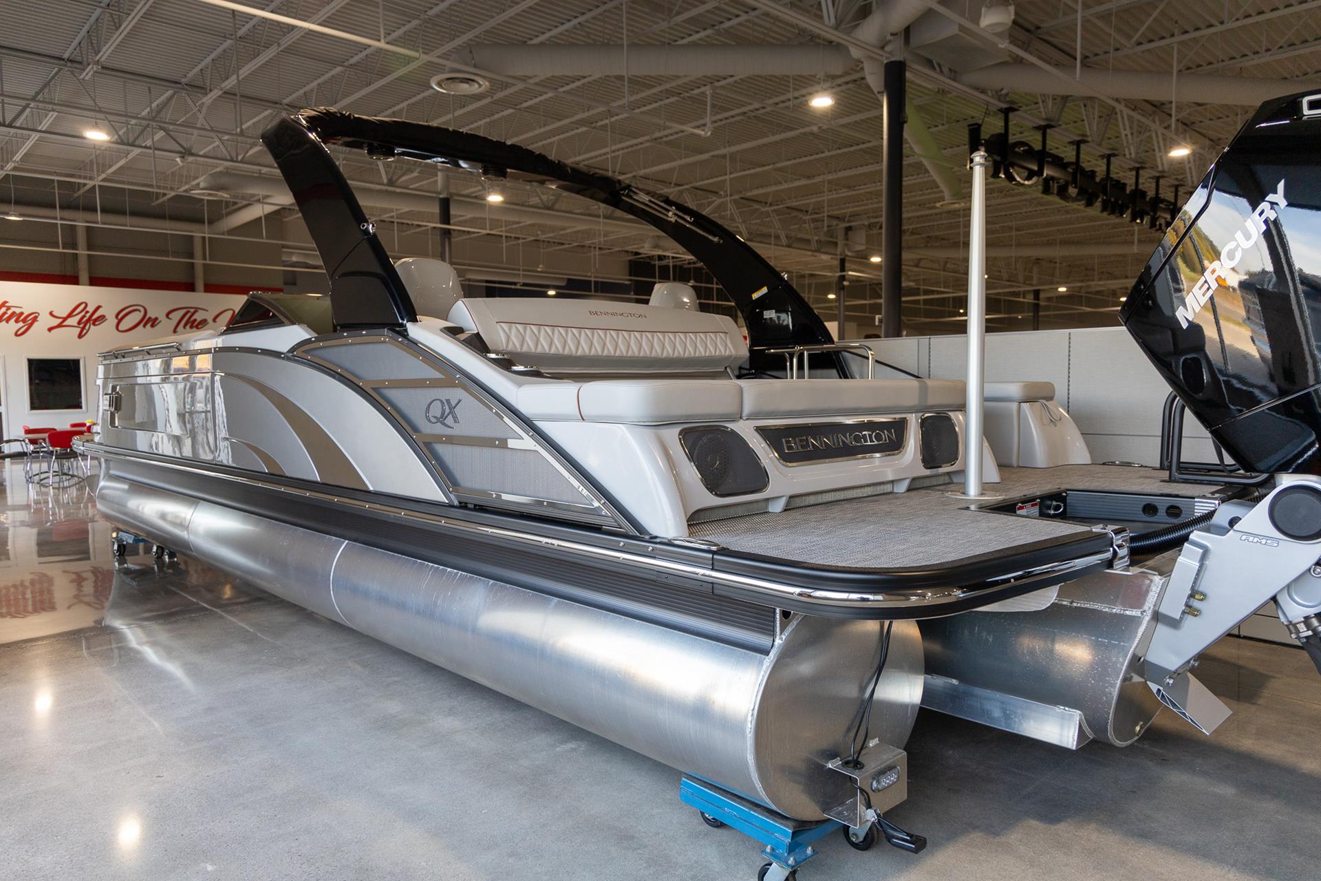 2024 Bennington 28 QXSBWA x1 in Saint Cloud, Minnesota - Photo 4