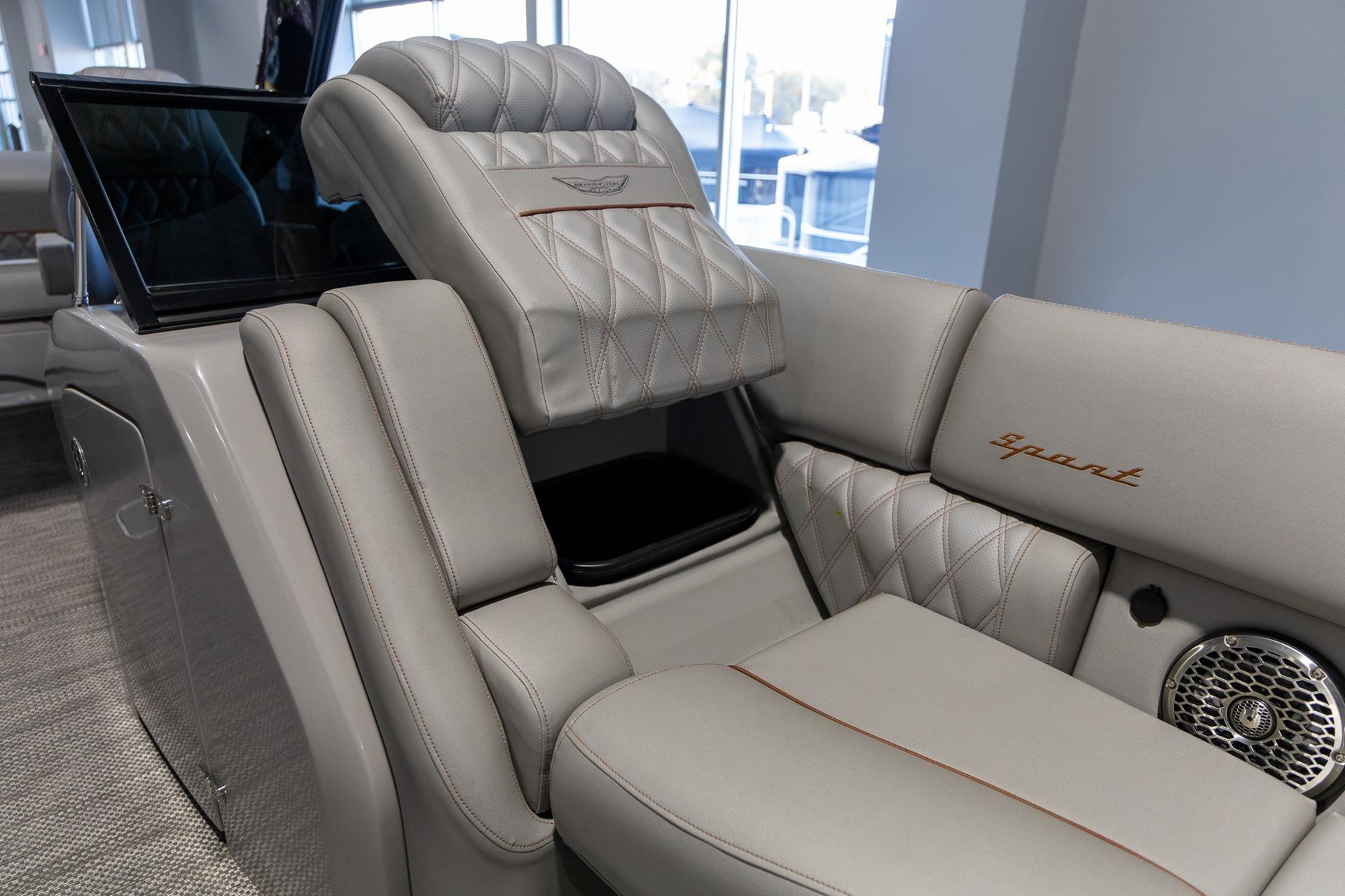 2024 Bennington 28 QXSBWA x1 in Saint Cloud, Minnesota - Photo 14