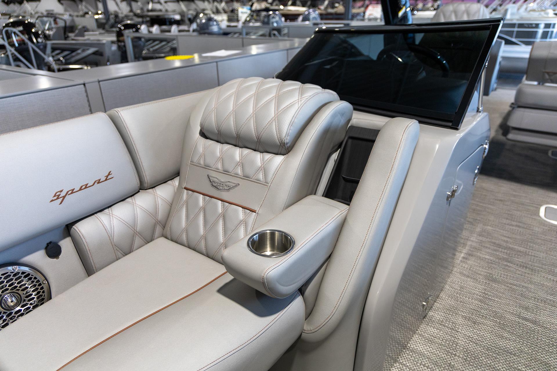 2024 Bennington 28 QXSBWA x1 in Saint Cloud, Minnesota - Photo 18