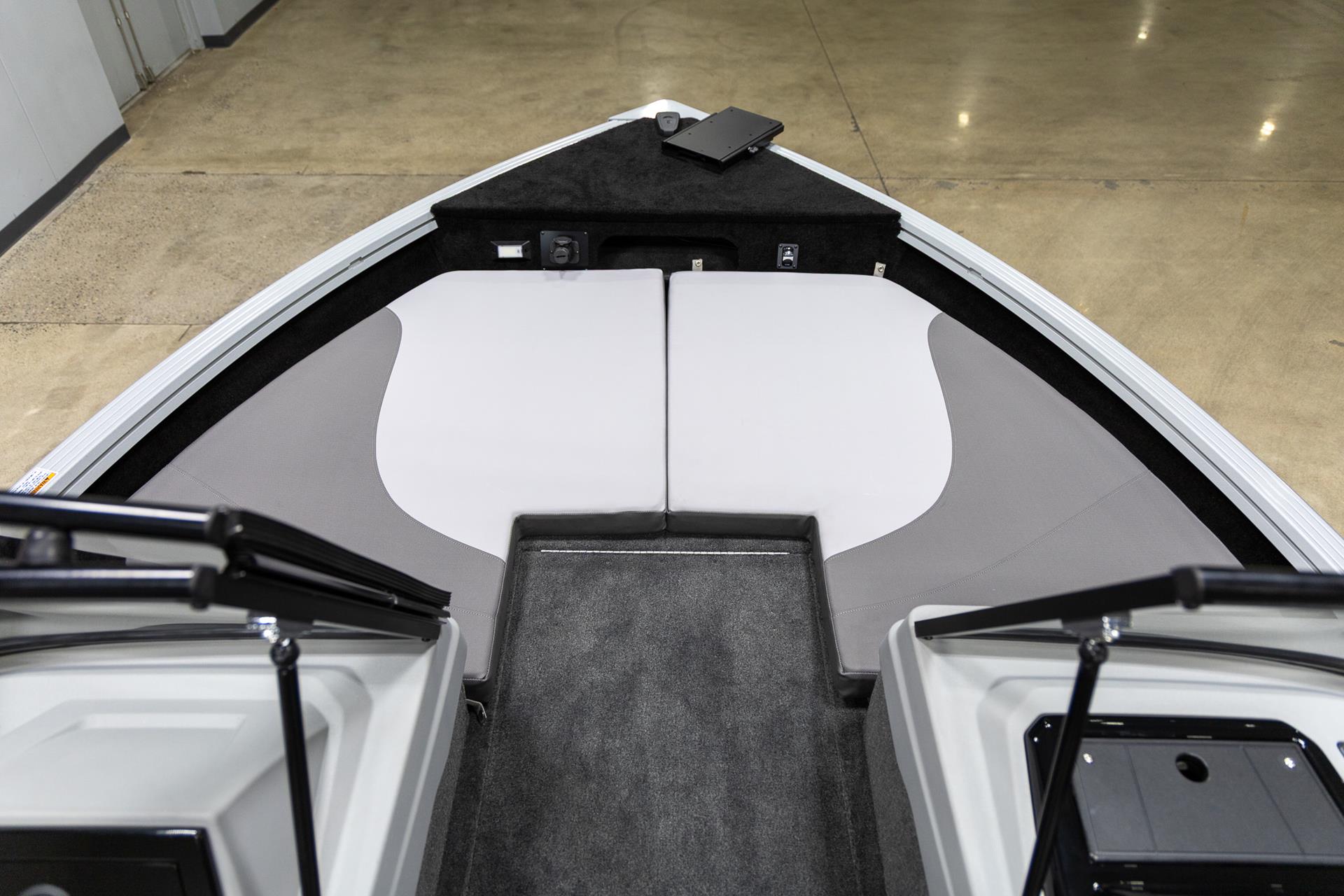 2025 Smoker Craft Adventurer 178 Pro DC in Saint Cloud, Minnesota - Photo 9