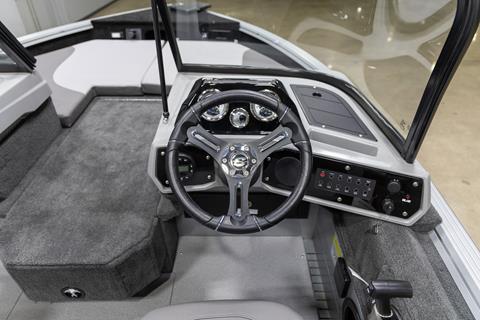 2025 Smoker Craft Adventurer 178 Pro DC in Saint Cloud, Minnesota - Photo 13