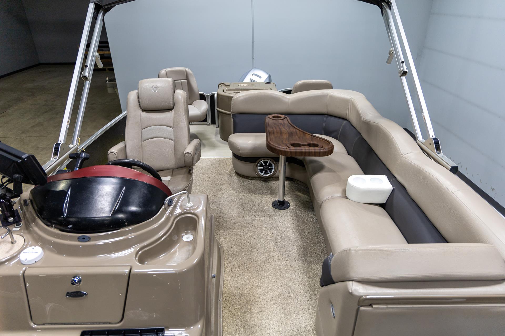 2013 Premier 221 Cast-A-Way in Saint Cloud, Minnesota - Photo 14