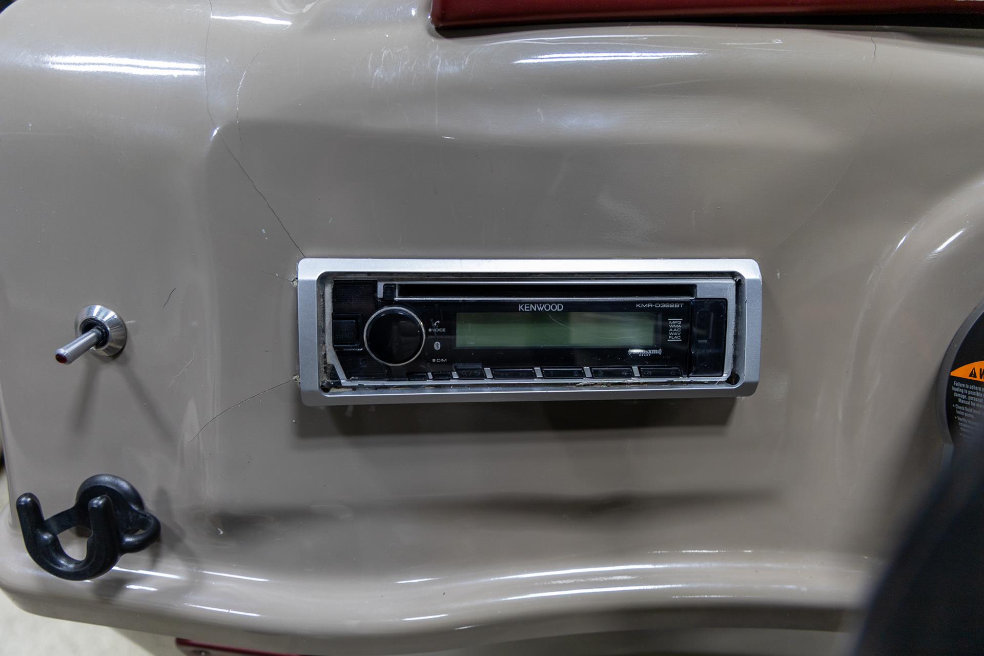 2013 Premier 221 Cast-A-Way in Saint Cloud, Minnesota - Photo 18