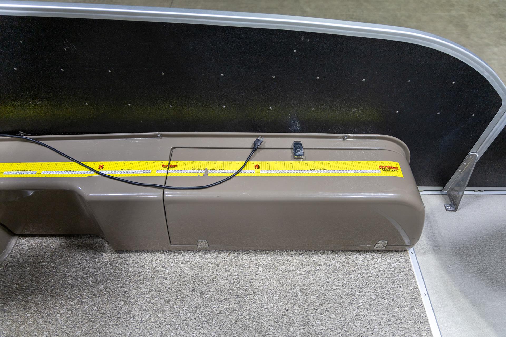 2013 Premier 221 Cast-A-Way in Saint Cloud, Minnesota - Photo 22