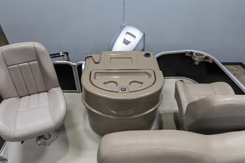 2013 Premier 221 Cast-A-Way in Saint Cloud, Minnesota - Photo 24