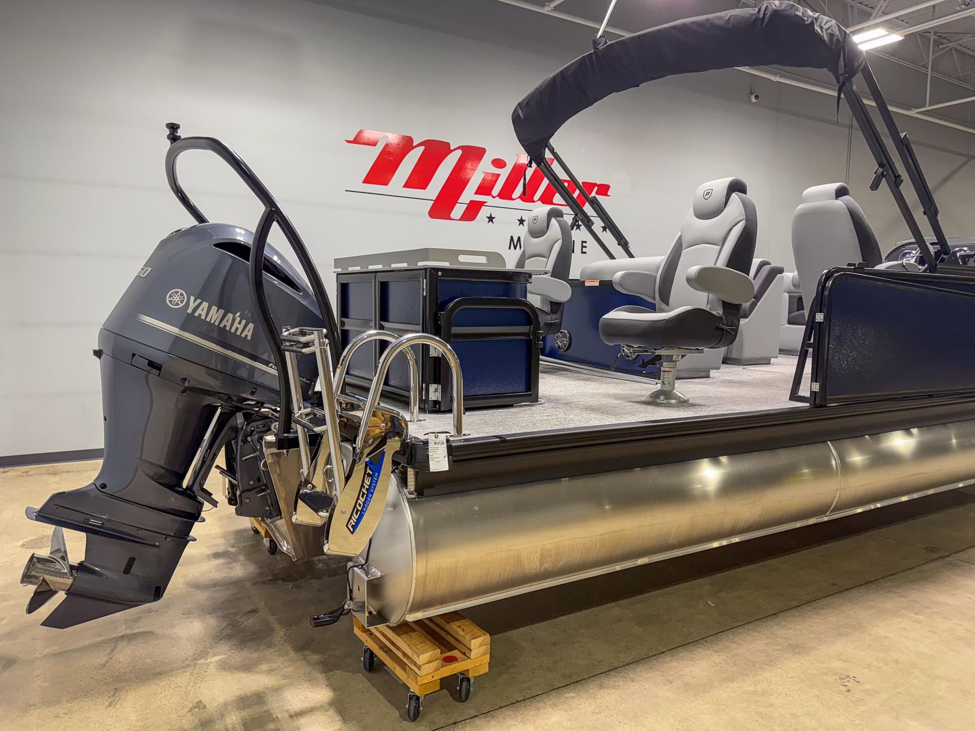 2025 Premier 230 Sunsation Angler 2PT in Saint Cloud, Minnesota - Photo 22