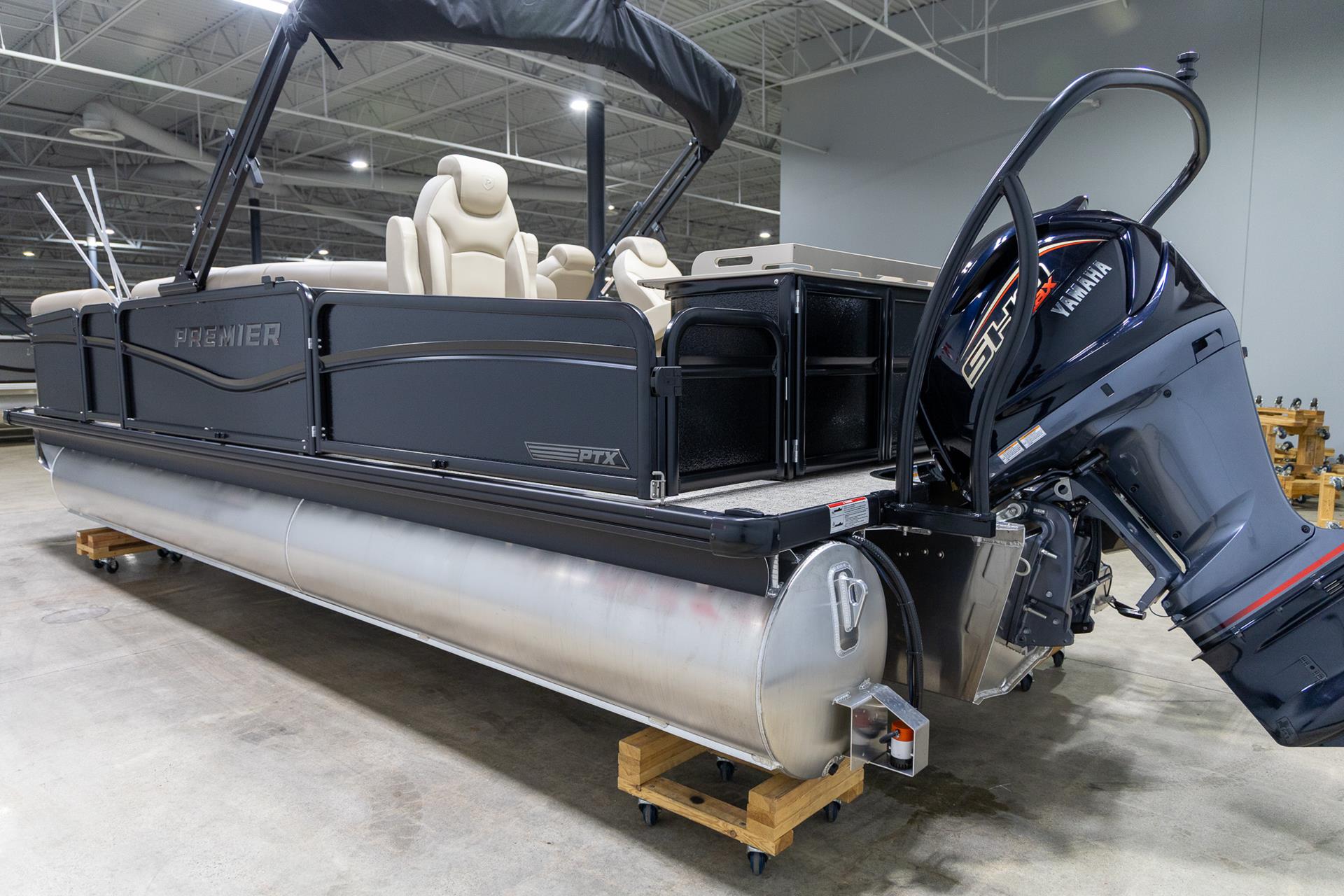 2025 Premier 230 Sunsation Angler 2PT in Saint Cloud, Minnesota - Photo 5