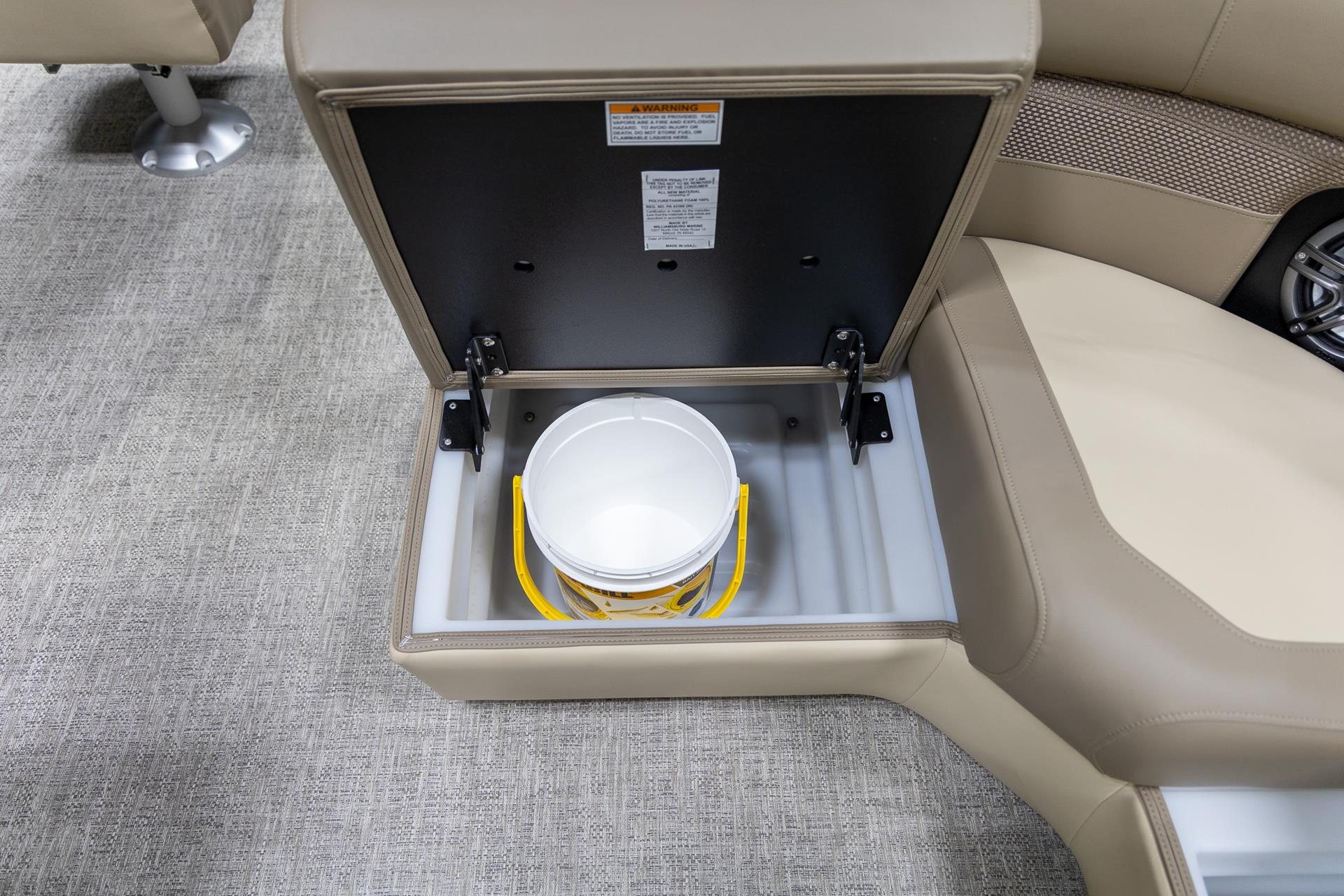 2025 Premier 230 Sunsation Angler 2PT in Saint Cloud, Minnesota - Photo 13