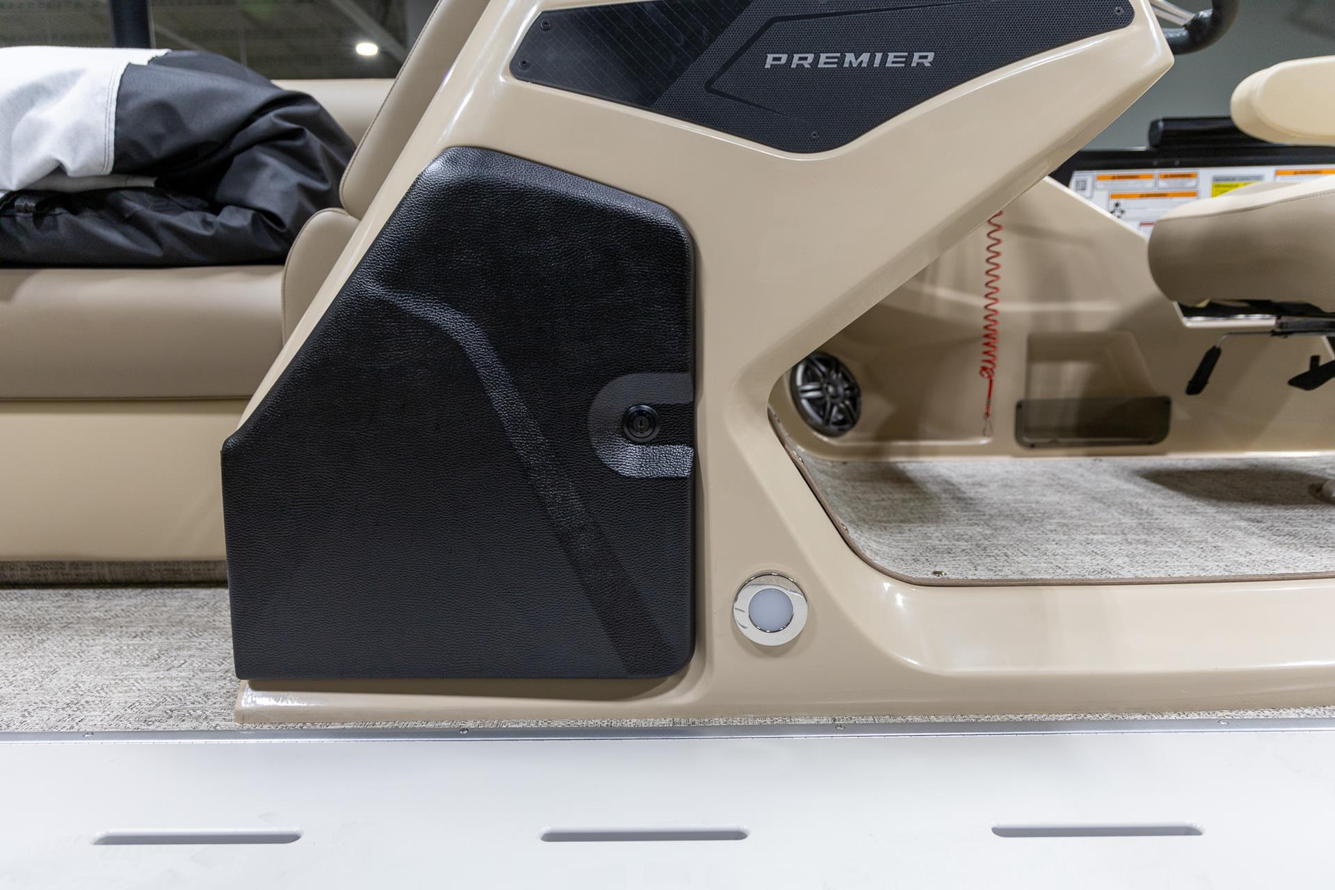 2025 Premier 230 Sunsation Angler 2PT in Saint Cloud, Minnesota - Photo 16