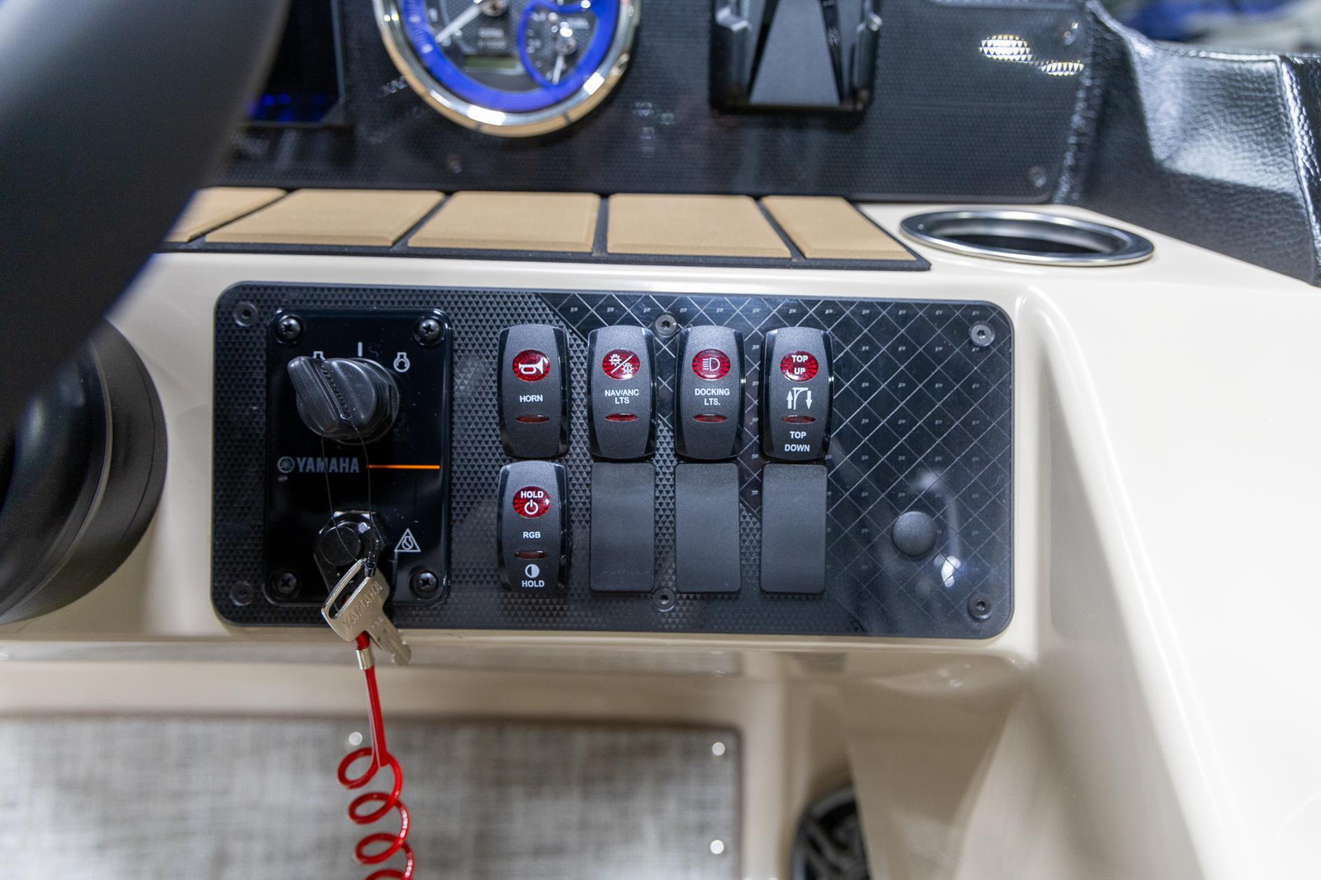 2025 Premier 230 Sunsation Angler 2PT in Saint Cloud, Minnesota - Photo 21