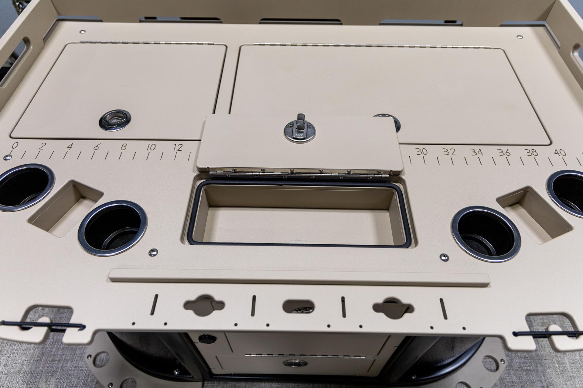 2025 Premier 230 Sunsation Angler 2PT in Saint Cloud, Minnesota - Photo 25