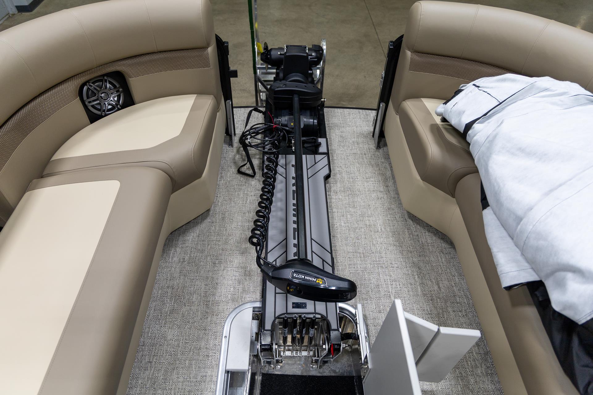 2025 Premier 230 Sunsation Angler 2PT in Saint Cloud, Minnesota - Photo 28