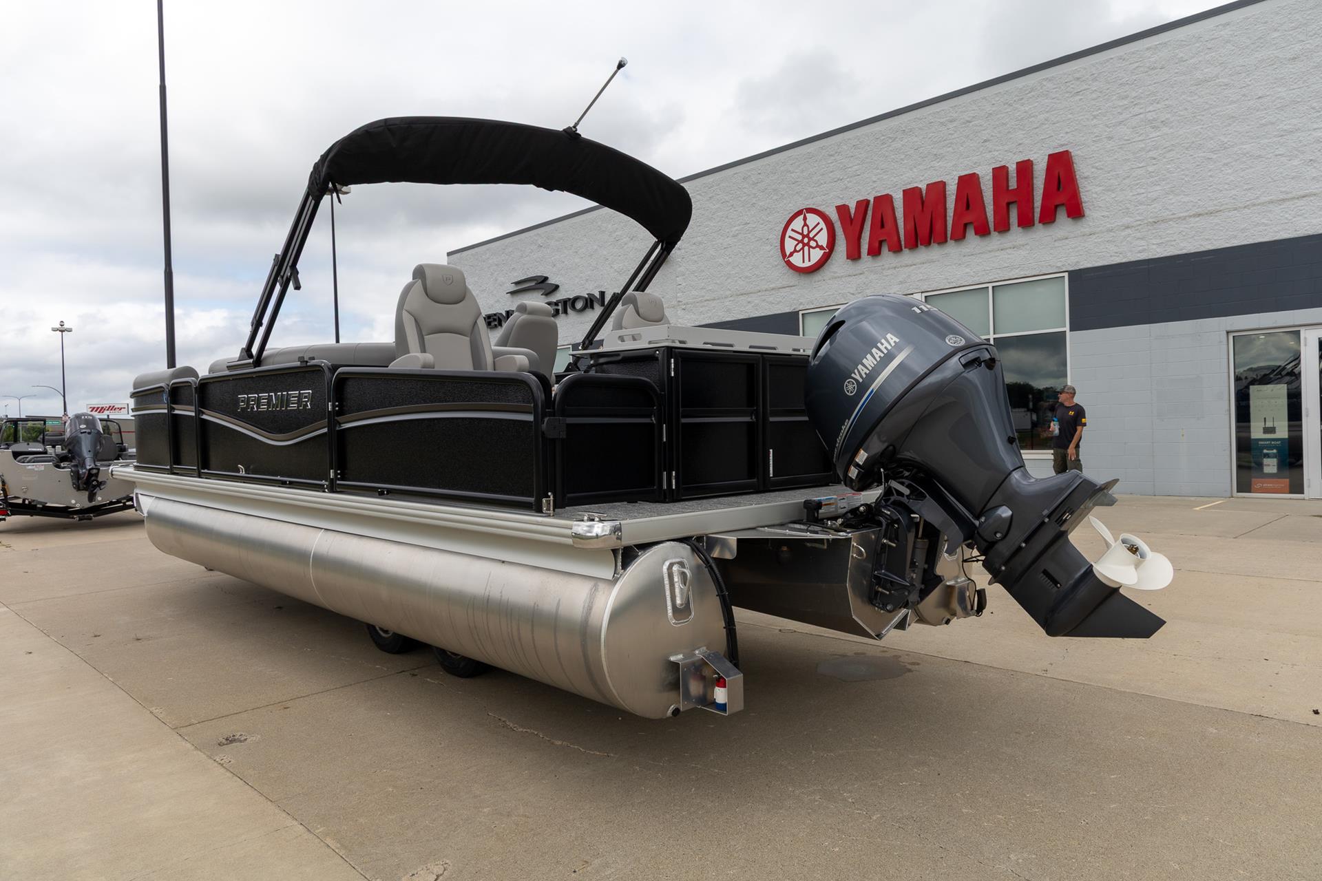 2025 Premier 230 Sunsation Angler 2PT in Saint Cloud, Minnesota - Photo 5