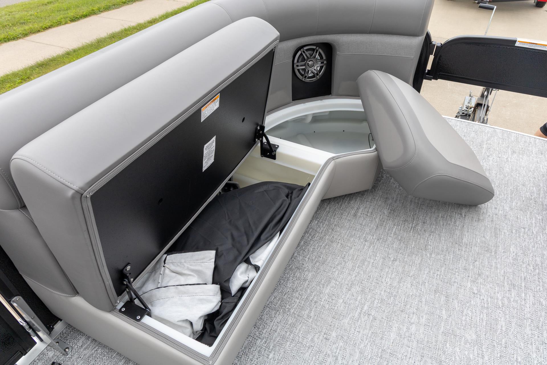 2025 Premier 230 Sunsation Angler 2PT in Saint Cloud, Minnesota - Photo 9