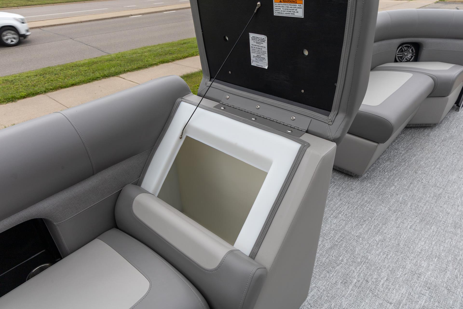 2025 Premier 230 Sunsation Angler 2PT in Saint Cloud, Minnesota - Photo 12