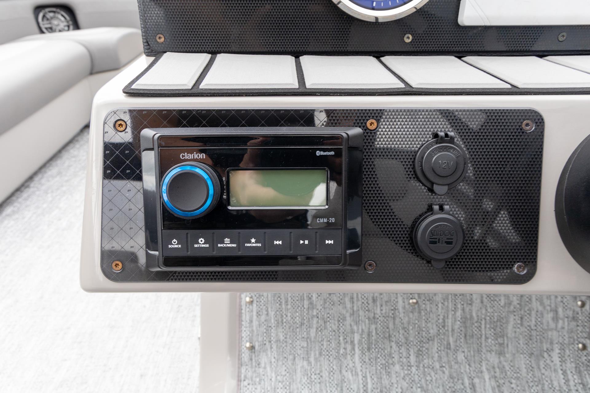 2025 Premier 230 Sunsation Angler 2PT in Saint Cloud, Minnesota - Photo 15