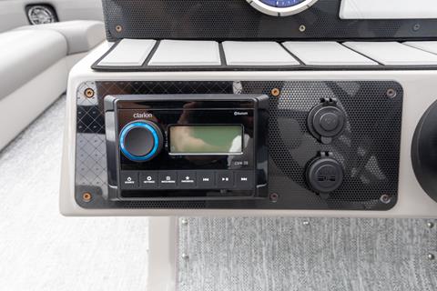 2025 Premier 230 Sunsation Angler 2PT in Saint Cloud, Minnesota - Photo 15