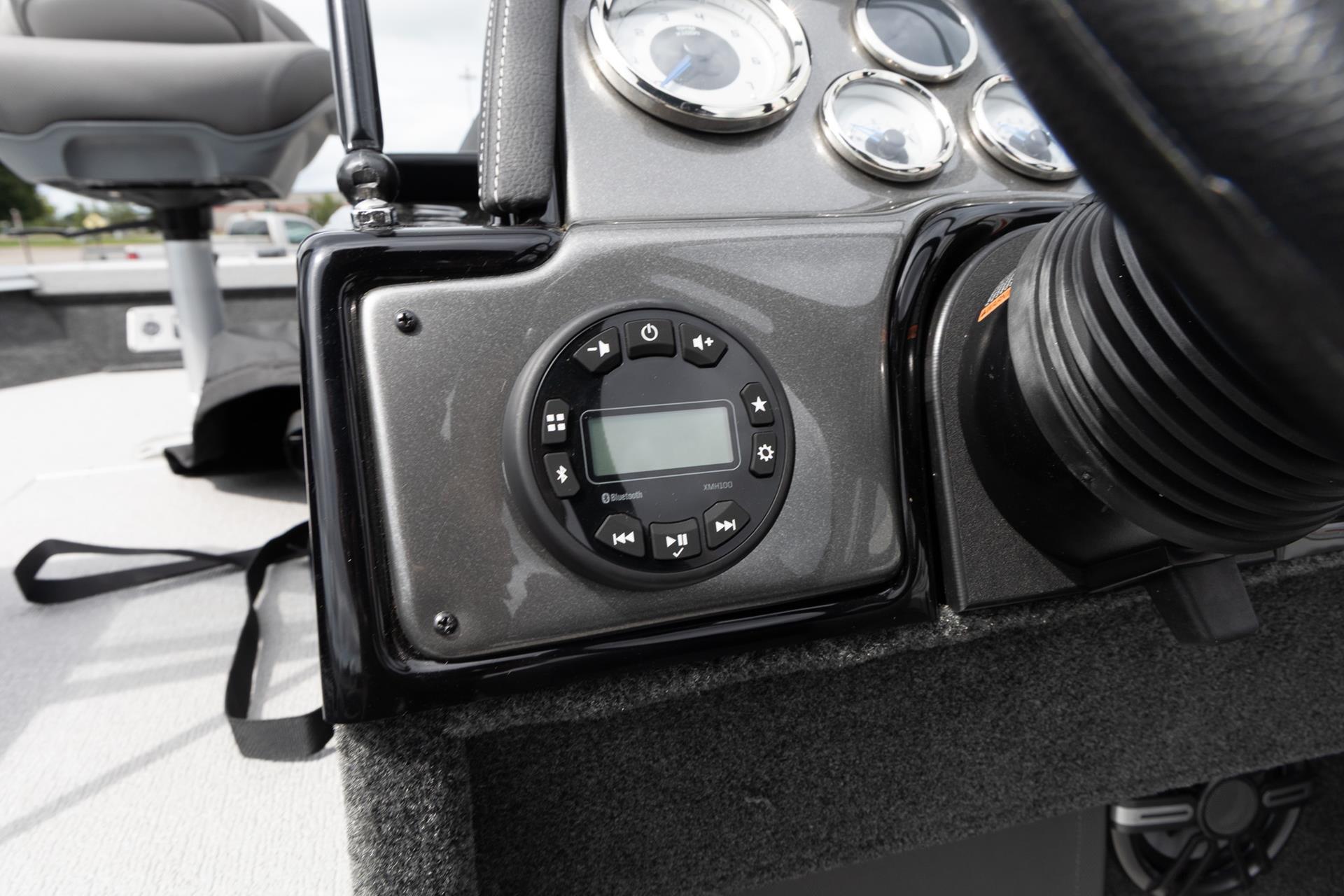 2025 Smoker Craft Pro Angler XL 172 in Saint Cloud, Minnesota - Photo 14