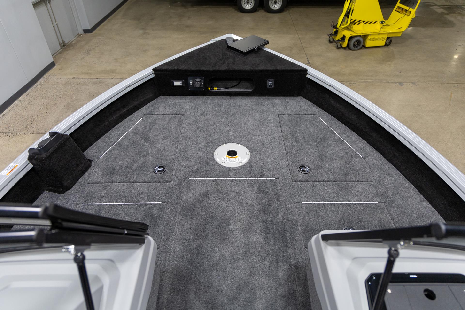 2025 Smoker Craft Adventurer 188 Pro DC in Saint Cloud, Minnesota - Photo 12