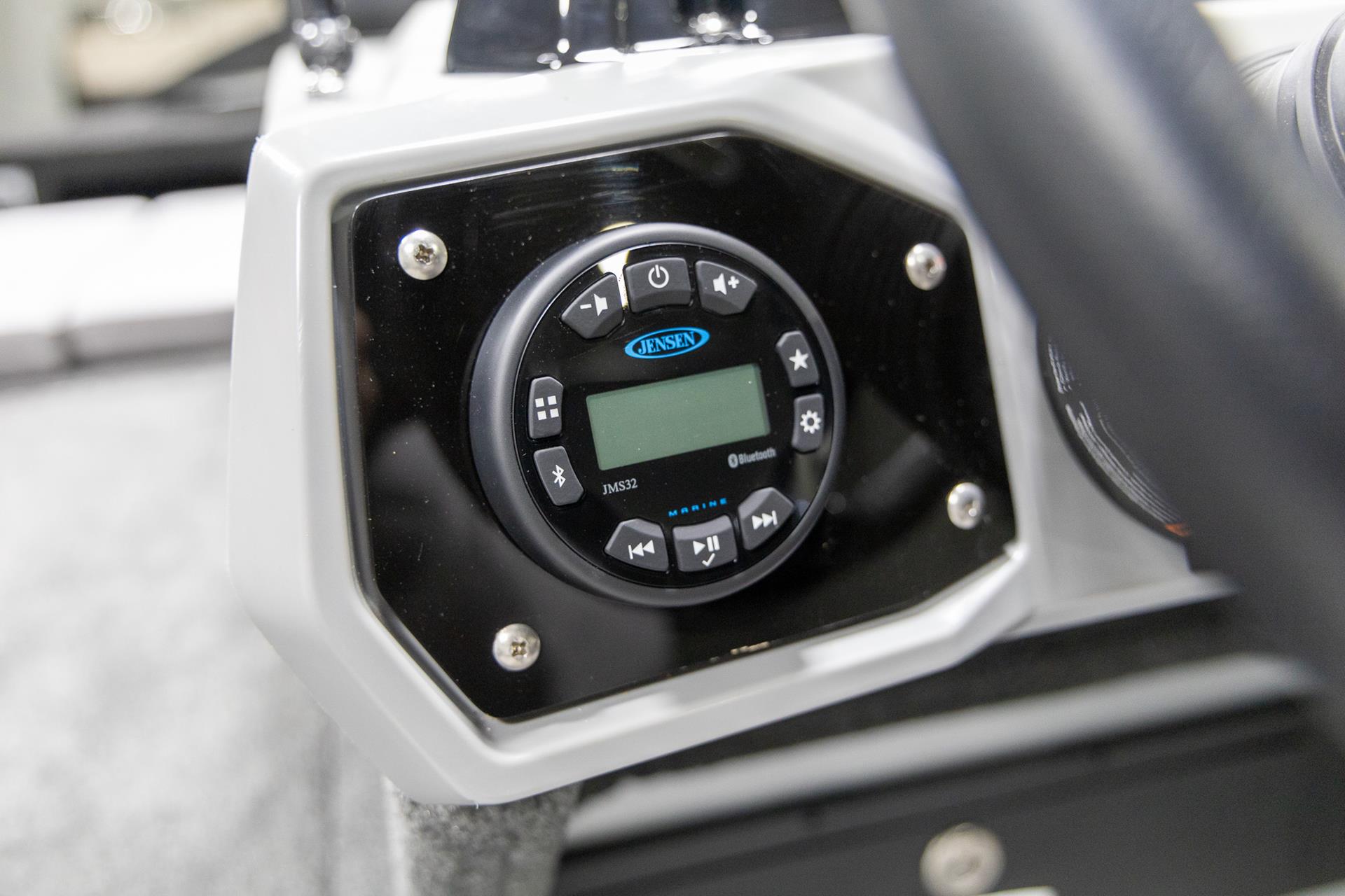 2025 Smoker Craft Adventurer 188 Pro DC in Saint Cloud, Minnesota - Photo 20