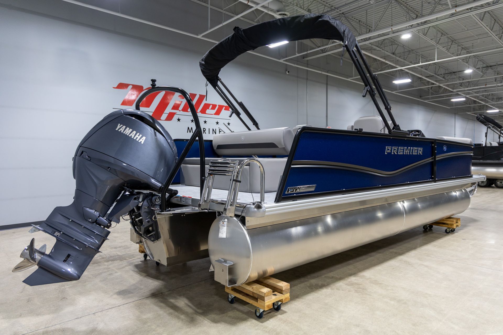 2026 Premier 220 SUNSCAPE RL - F150XC in Saint Cloud, Minnesota - Photo 6