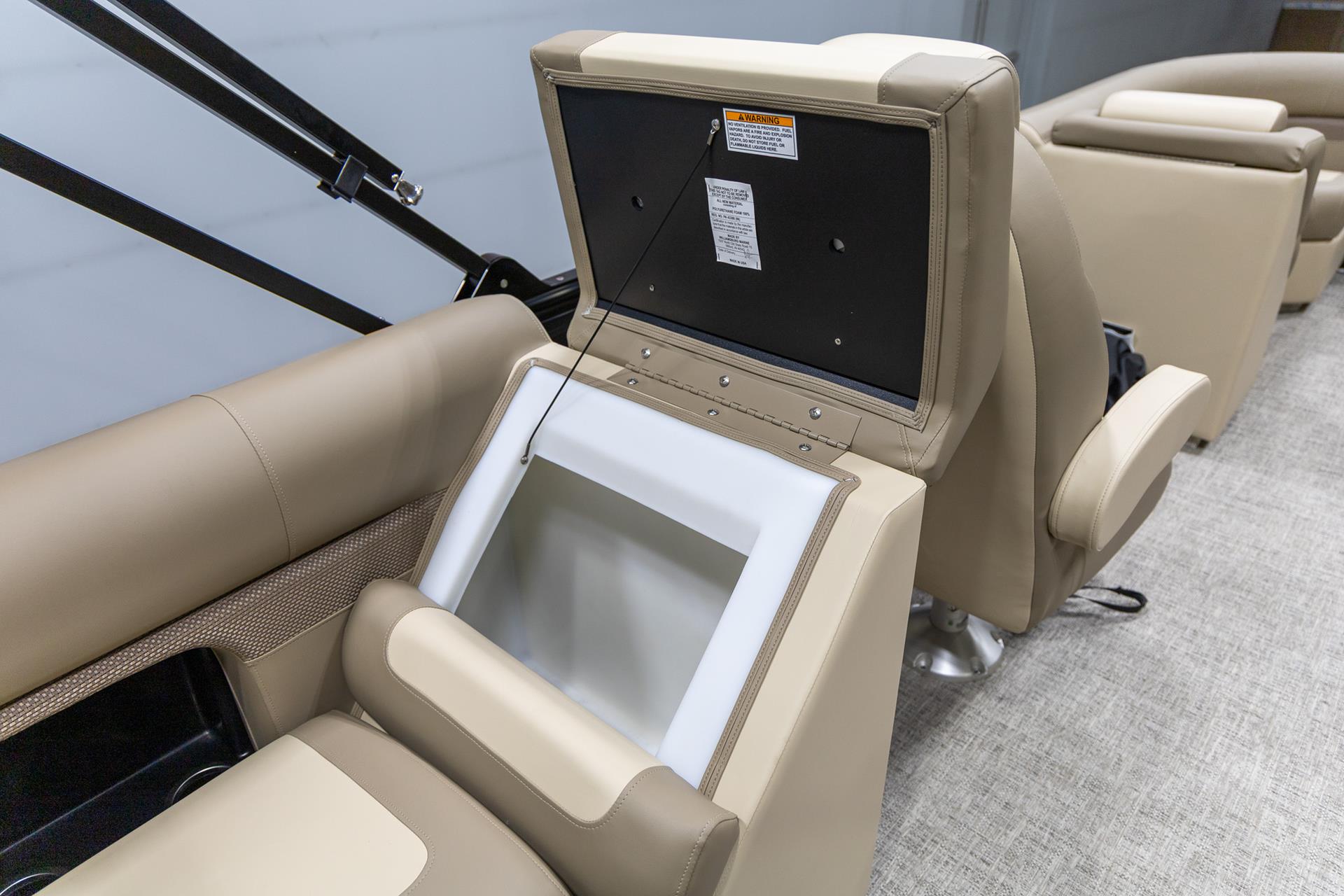 2025 Premier 210 Sunsation RF in Saint Cloud, Minnesota - Photo 24