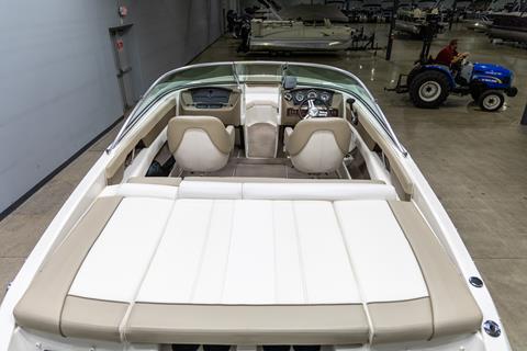 2012 Sea Ray 210 SLX in Saint Cloud, Minnesota - Photo 7