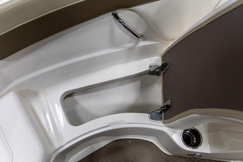 2012 Sea Ray 210 SLX in Saint Cloud, Minnesota - Photo 11