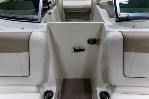 2012 Sea Ray 210 SLX in Saint Cloud, Minnesota - Photo 12