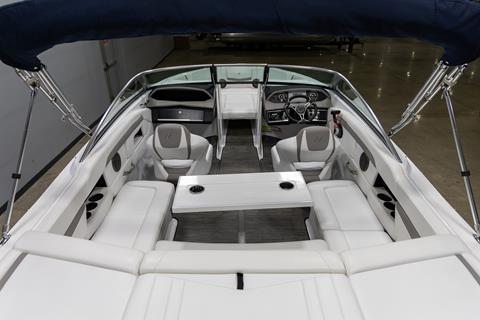 2021 Four Winns Horizon 230 in Saint Cloud, Minnesota - Photo 8