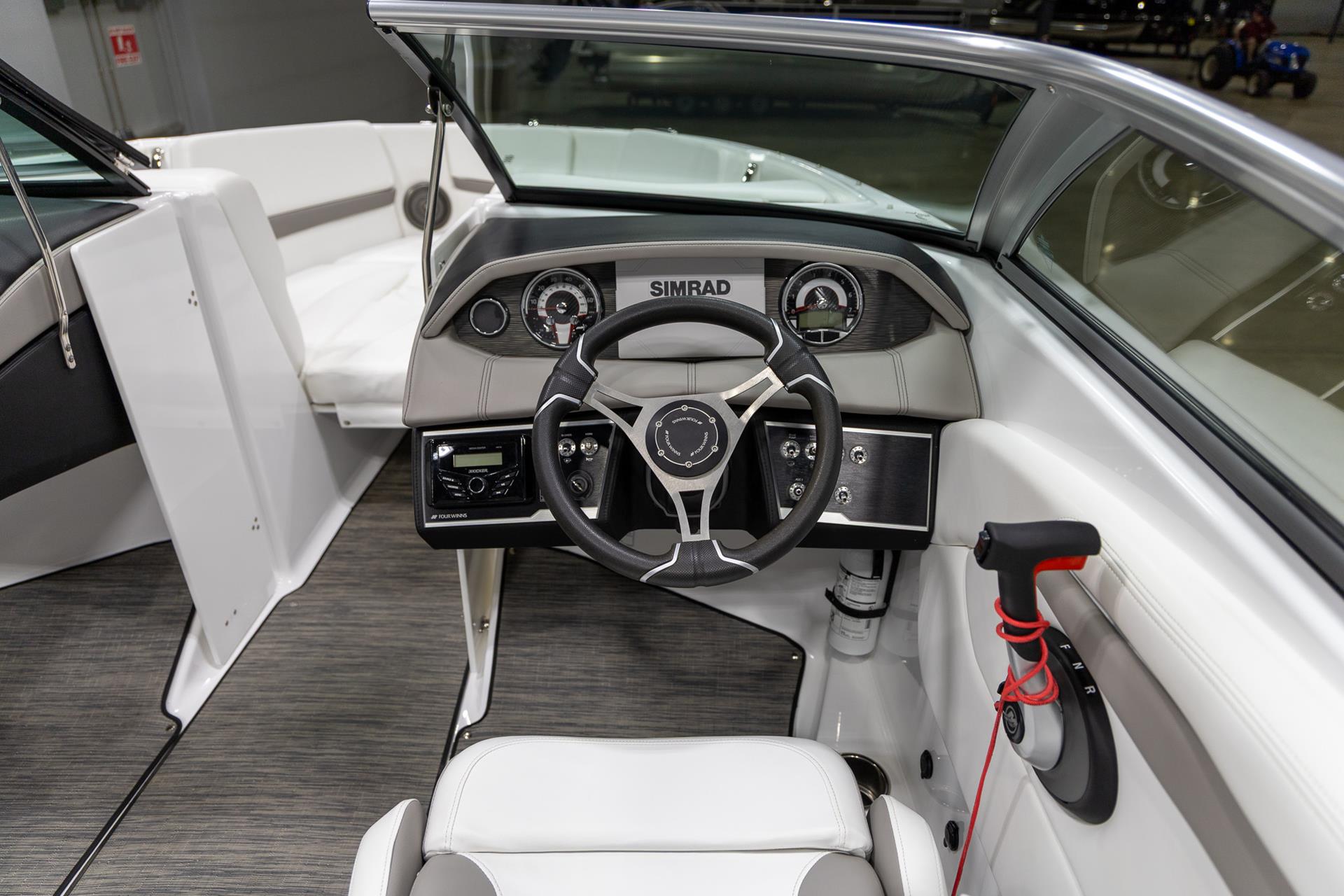 2021 Four Winns Horizon 230 in Saint Cloud, Minnesota - Photo 12