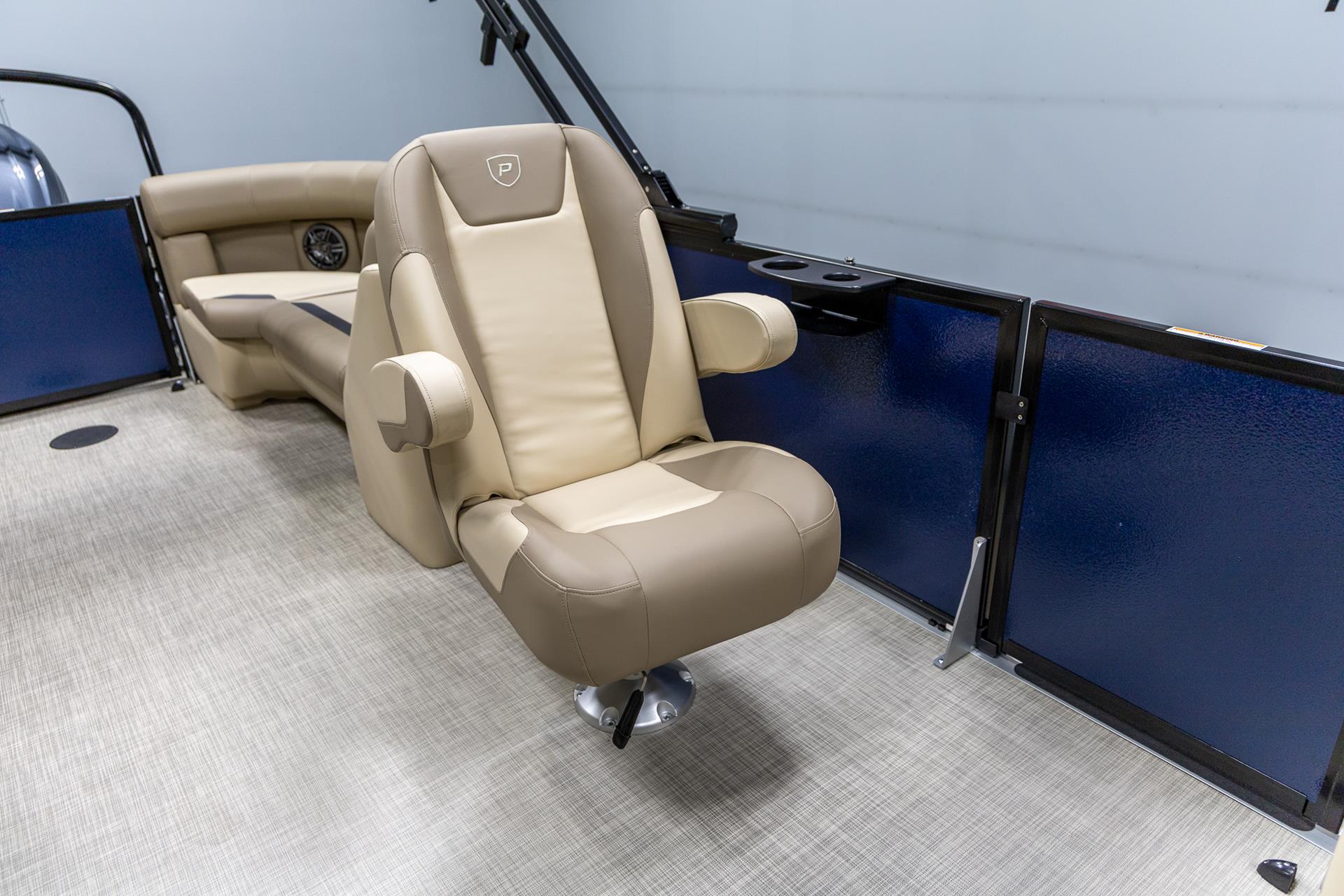 2025 Premier 220 Sunscape RF XLC in Saint Cloud, Minnesota - Photo 13