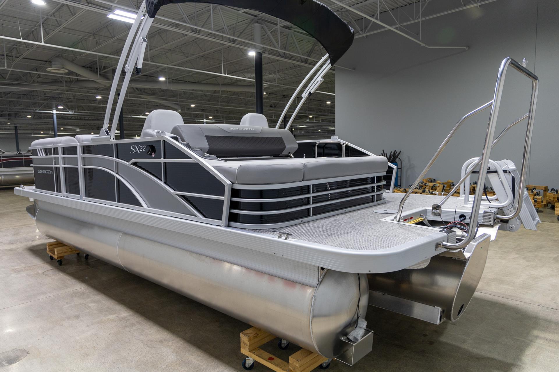 2024 Bennington 22 SXSB in Saint Cloud, Minnesota - Photo 5