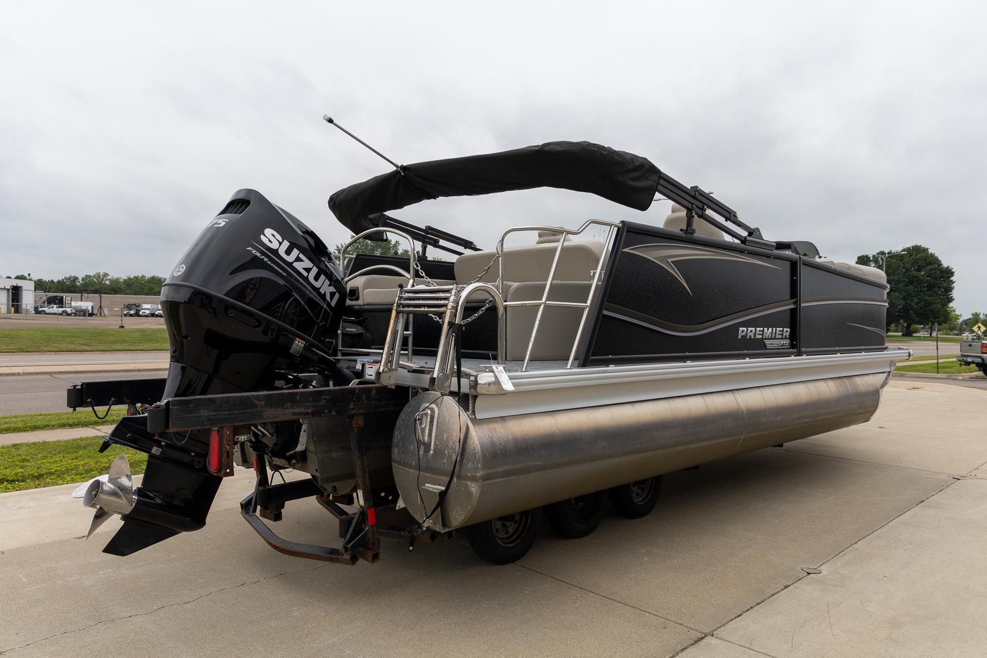 2023 Premier 210 Sunsation RL in Saint Cloud, Minnesota - Photo 6